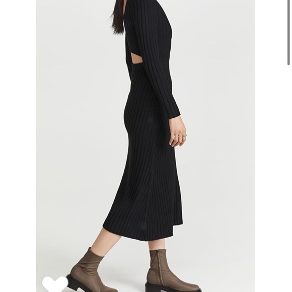 Lioness dress - Picture 3 of 4